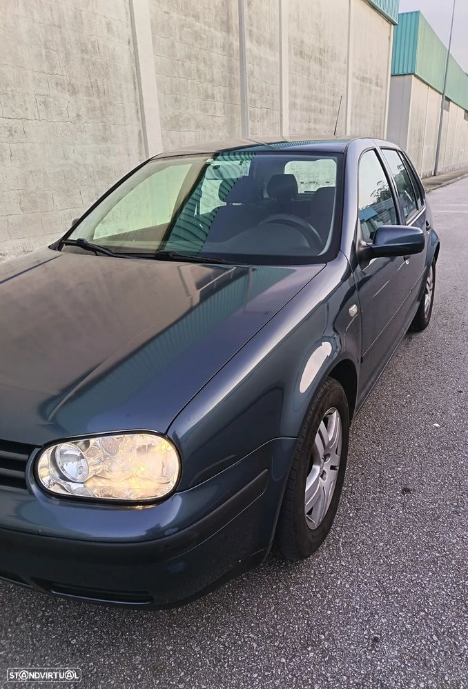 VW Golf 1.4i Conceptline - 1