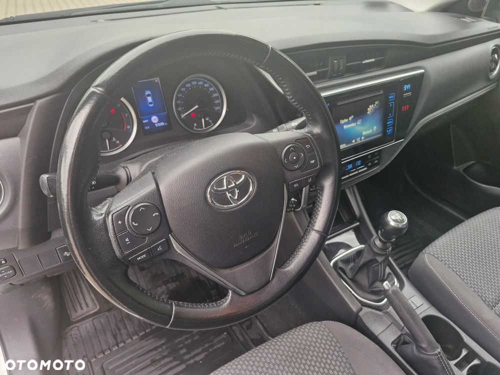 Toyota Corolla 1.6 Prestige - 10