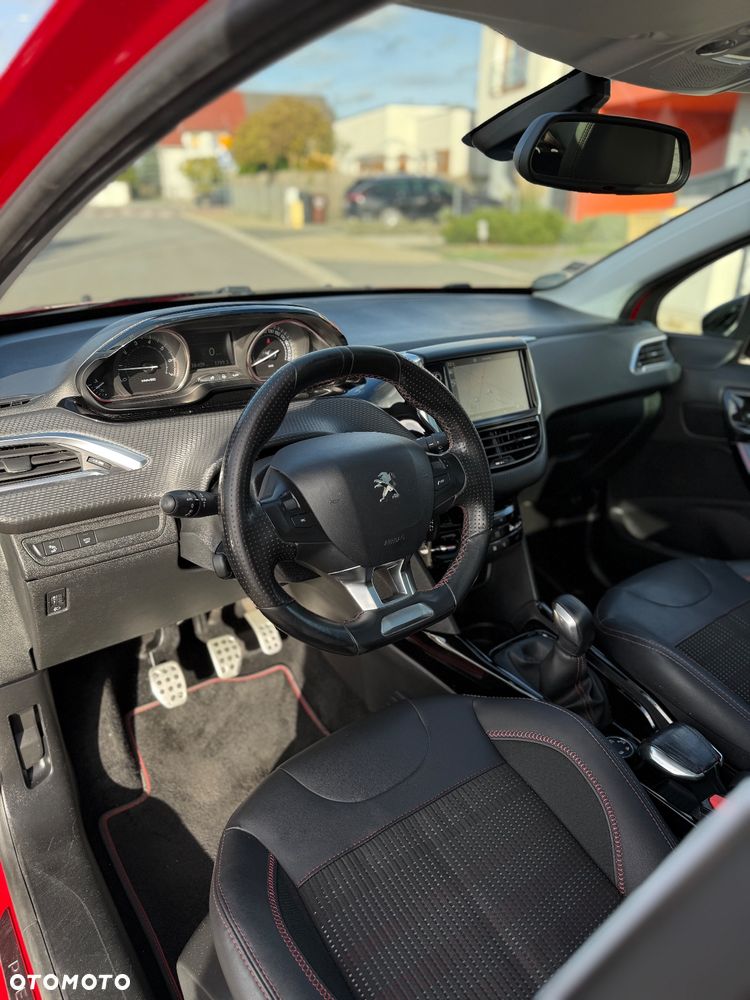 Peugeot 2008 - 12