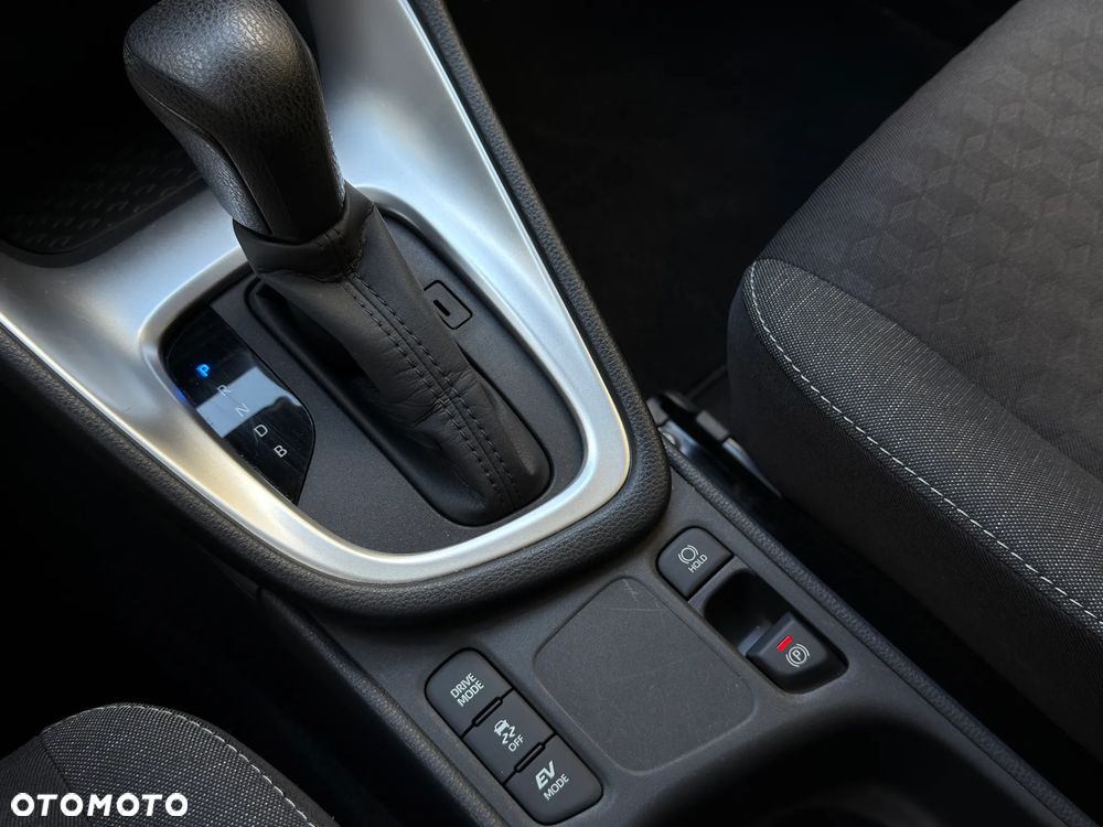 Toyota Yaris - 20