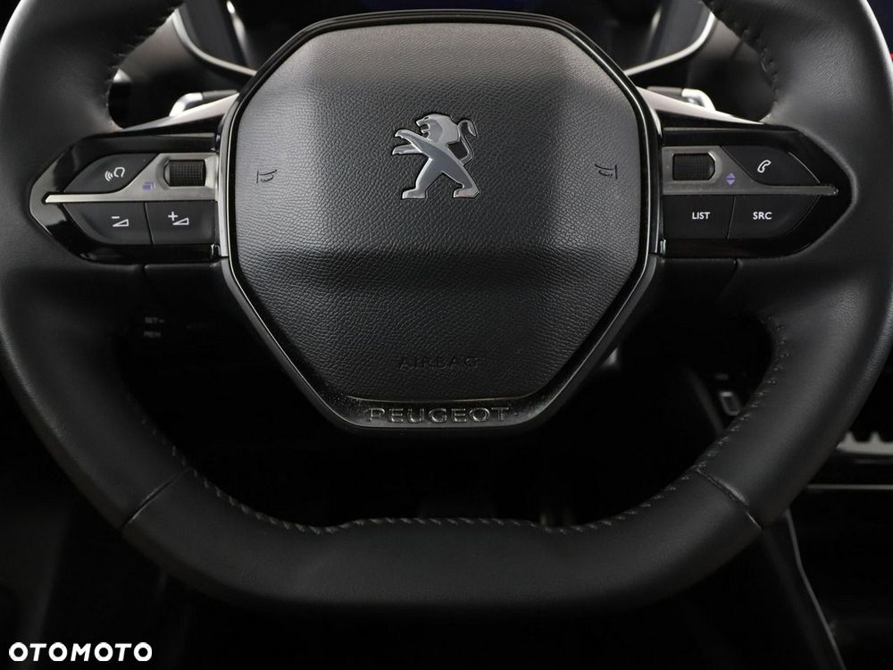 Peugeot 2008 PureTech 130 Allure S&S EAT8 - 22