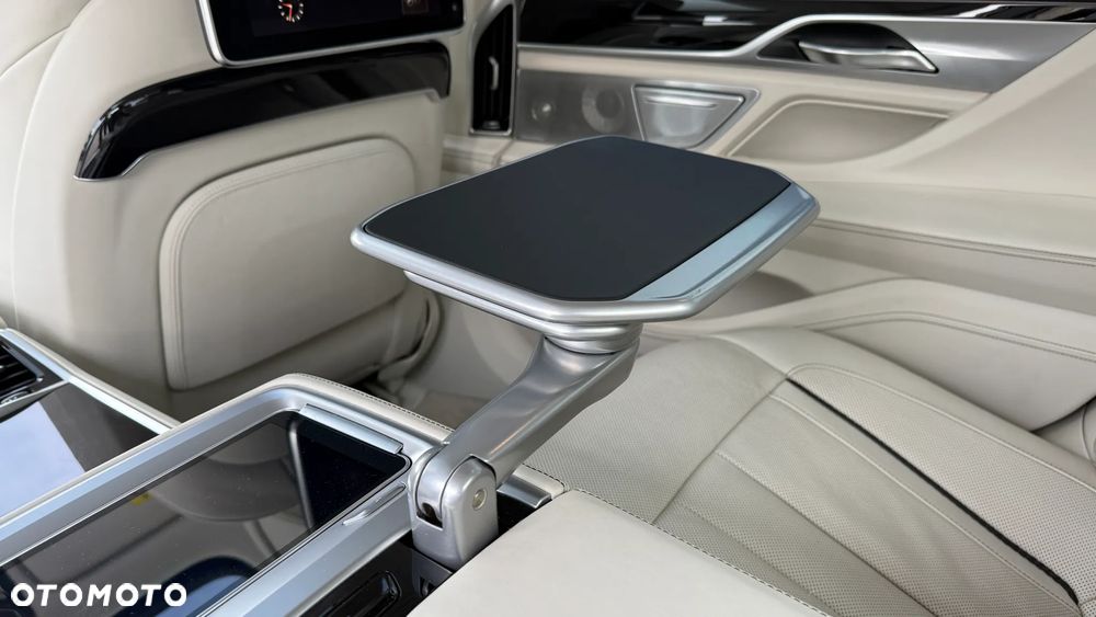BMW Seria 7 750Li xDrive Edition Exclusive - 16