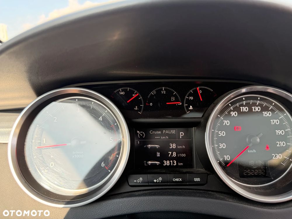 Peugeot 508 2.0 BlueHDi GT S&S - 14