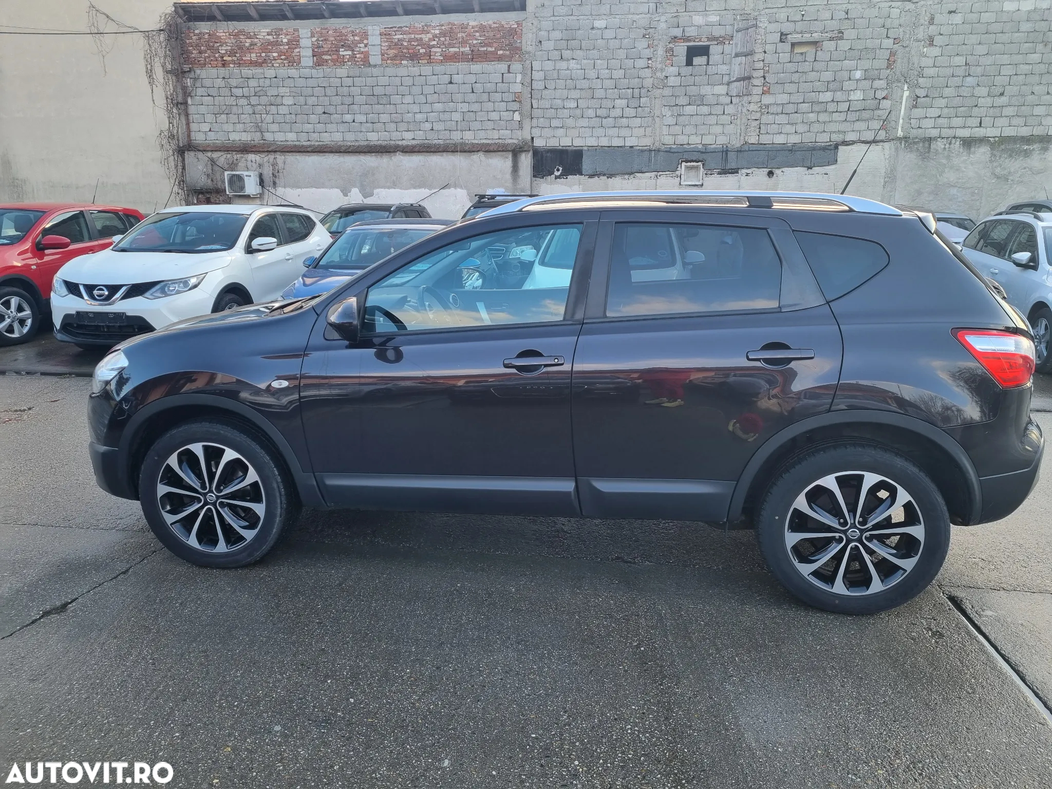 Nissan Qashqai 2.0 DCI 4 x 4 DPF Aut tekna - 30