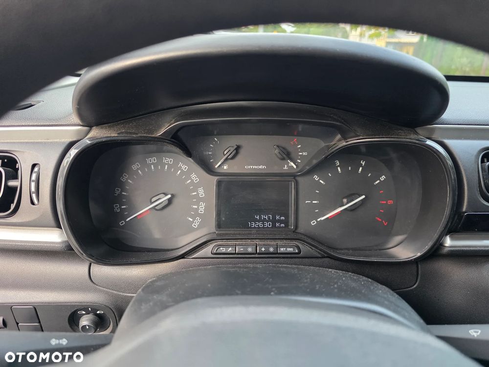 Citroën C3 BlueHDi 100 S&S FEEL - 21