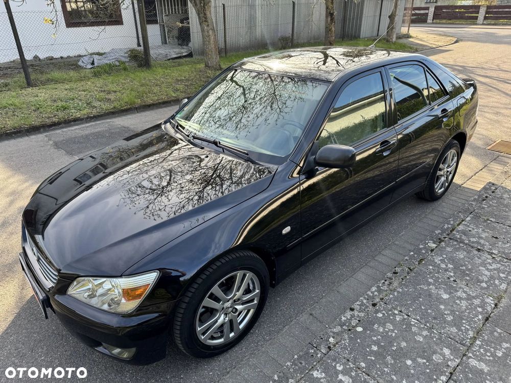 Lexus IS 200 Prestige - 1