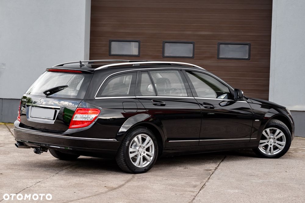 Mercedes-Benz Klasa C 220 CDI DPF Avantgarde - 10