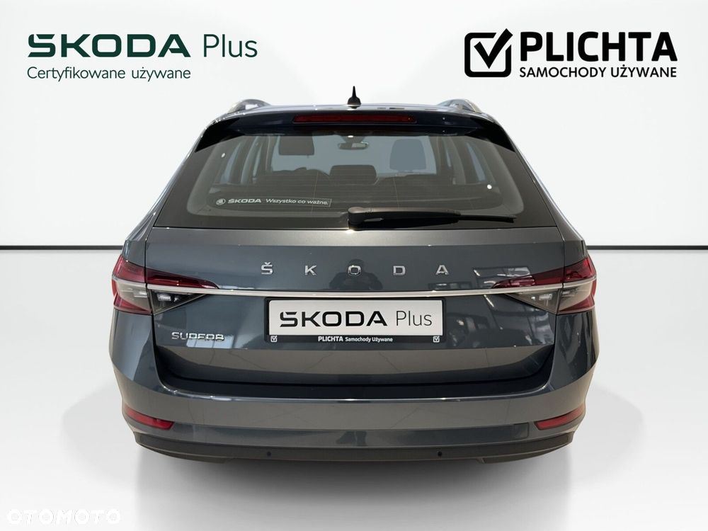 Skoda Superb 2.0 TSI Ambition DSG - 7
