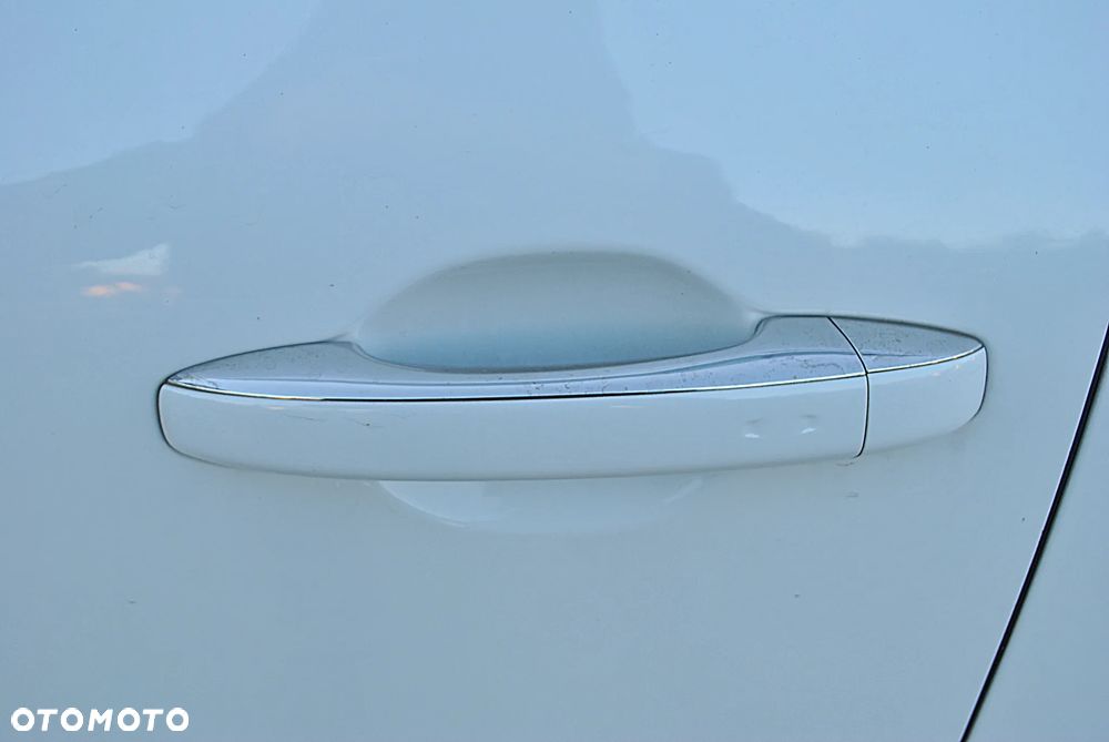 Renault Scenic ENERGY dCi 160 EDC BOSE EDITION - 17