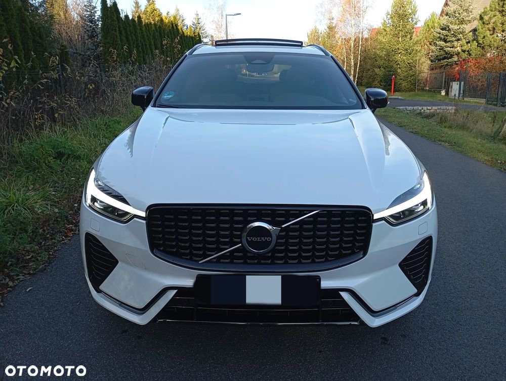 Volvo XC 60 B4 D AWD Ultimate Dark - 1