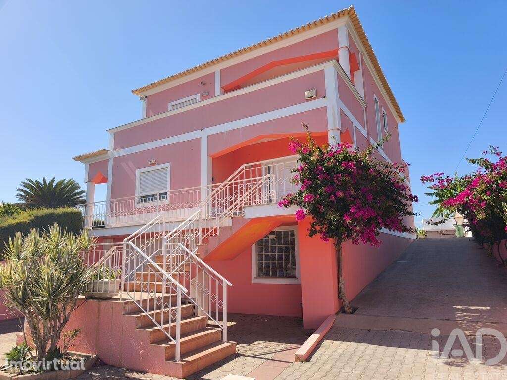 Casa / Villa T4 em Vila Nova de Cacela de 233,00 m2 - Grande imagem: 3/29