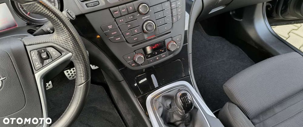 Opel Insignia 2.0 CDTI Design Edition - 28