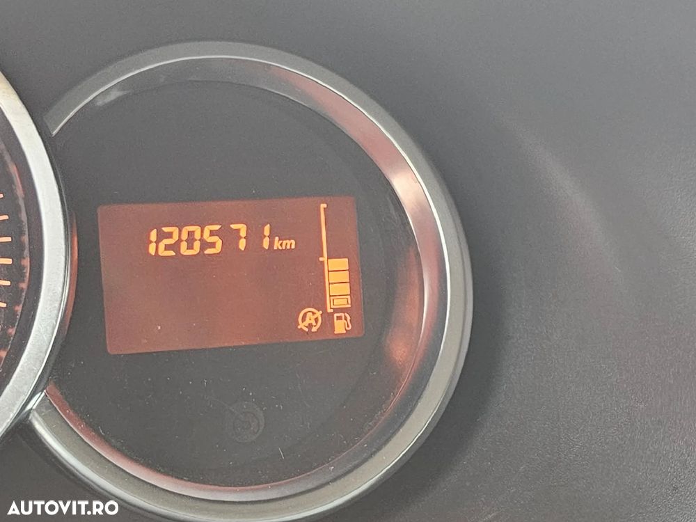 Dacia Dokker 1.5 Blue dCi Laureate - 5