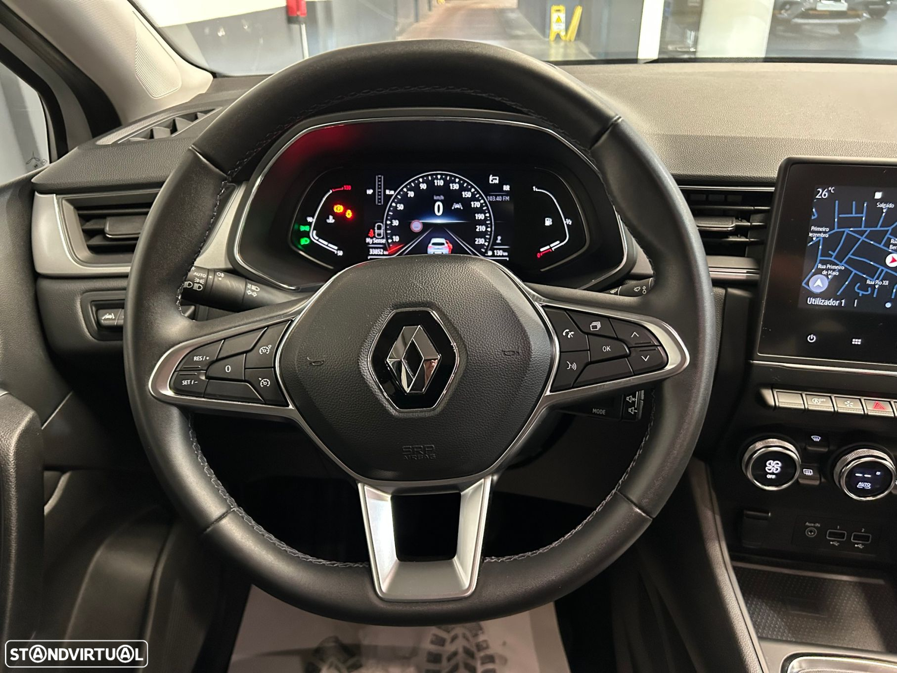Renault Captur - 22