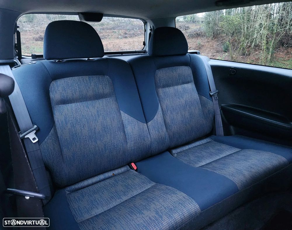 Honda HR-V 1.6 LS - 11