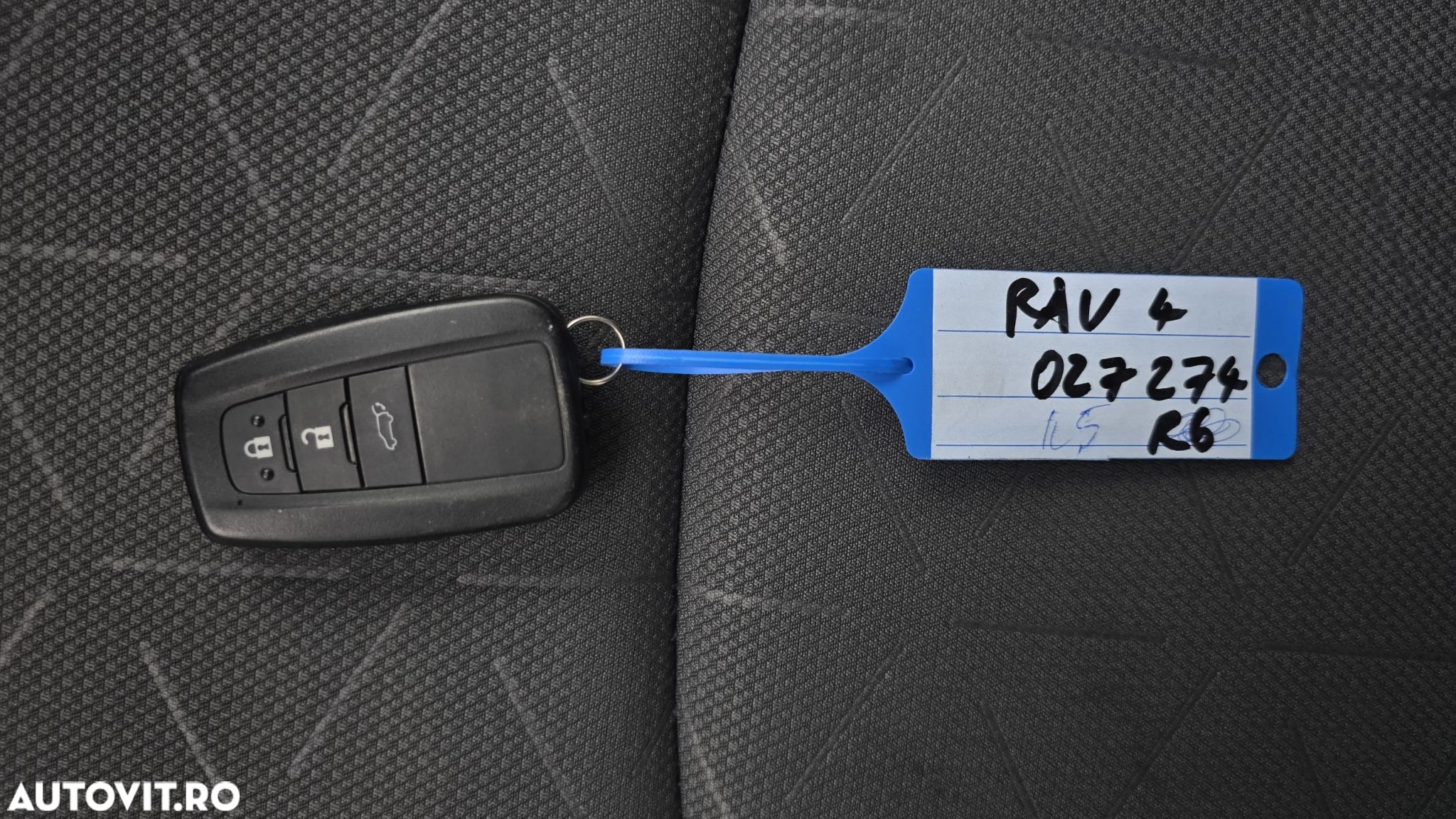 Toyota RAV4 - 21