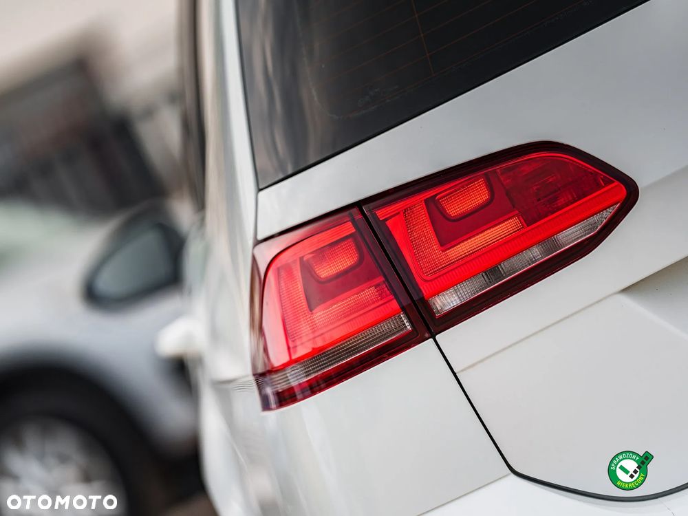 Volkswagen Golf 1.4 TSI BMT Comfortline DSG - 9