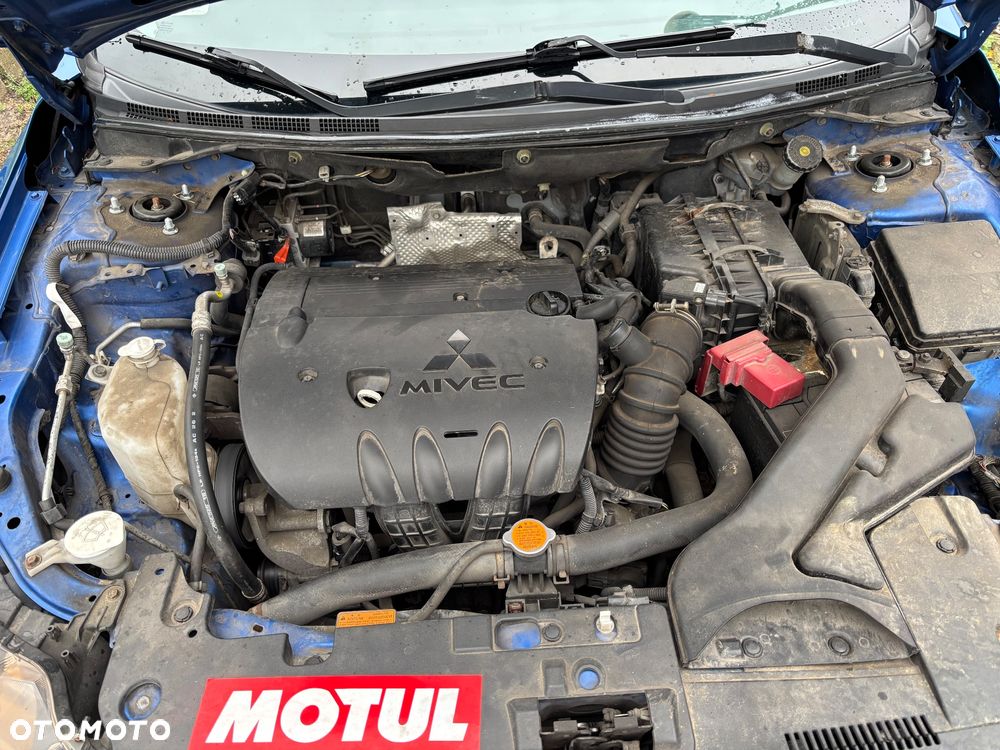 Mitsubishi Lancer 1.8 Intense - 12