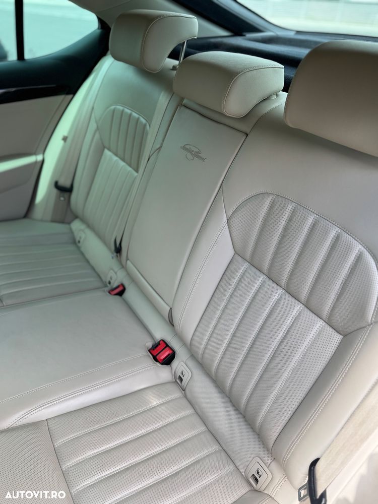Skoda Superb 2.0 TDI 4X4 DSG Laurin & Klement - 6