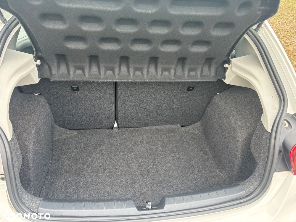 Seat Ibiza 1.2 12V SUN - 10