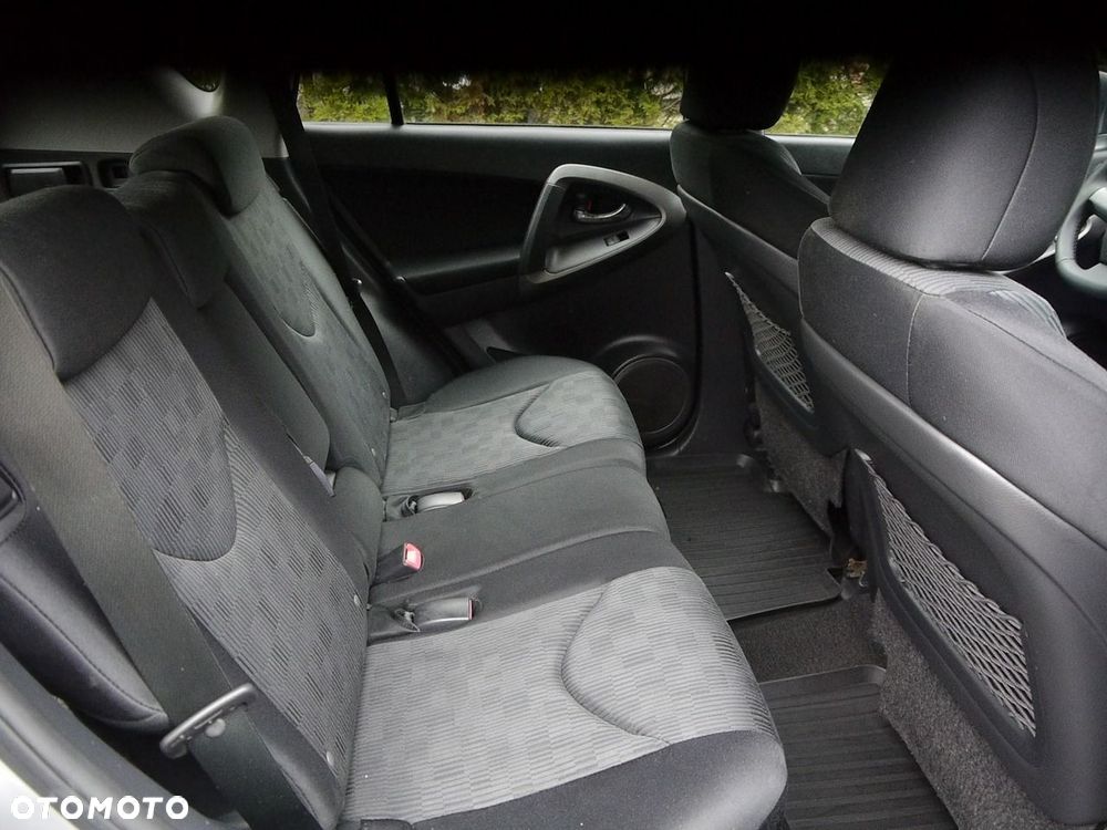 Toyota RAV4 2.2 D-4D 4x4 Sol - 30