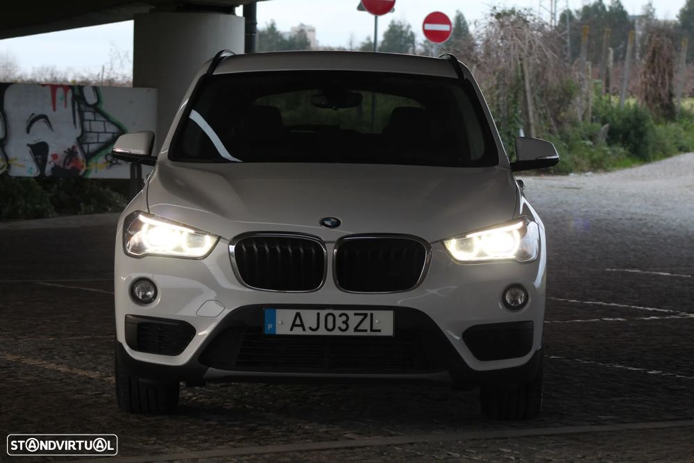 BMW X1 16 d sDrive Line Sport - 5