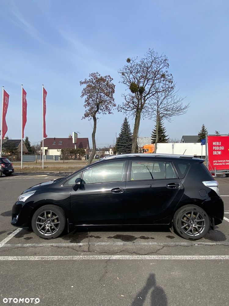 Toyota Verso 1.8 Premium 7os - 33
