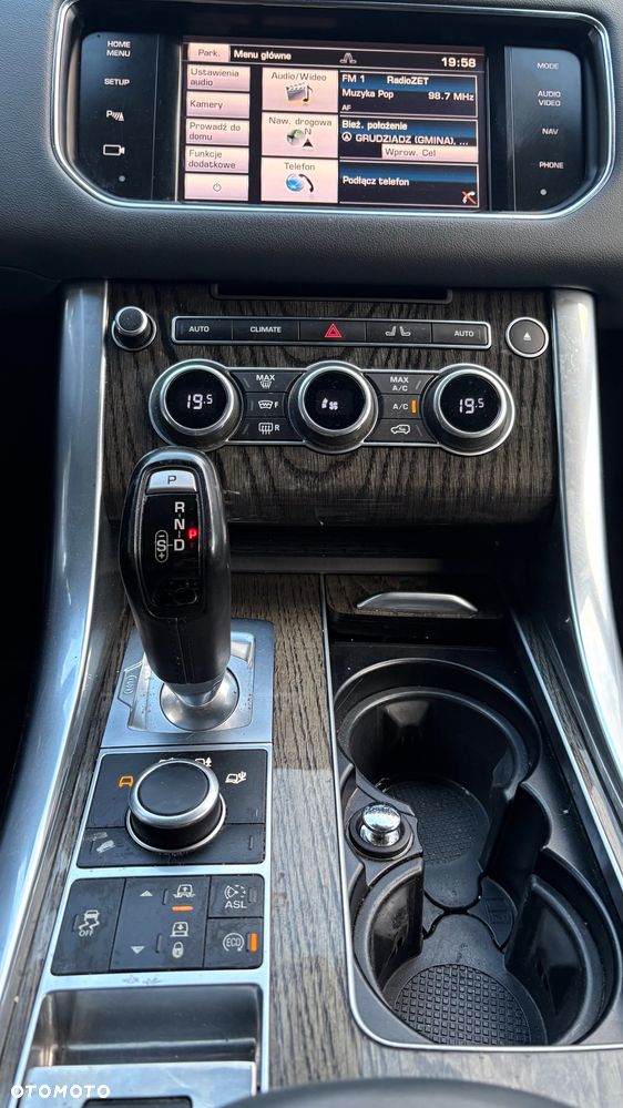 Land Rover Range Rover Sport D250 (SDV6) HSE Dynamic - 31
