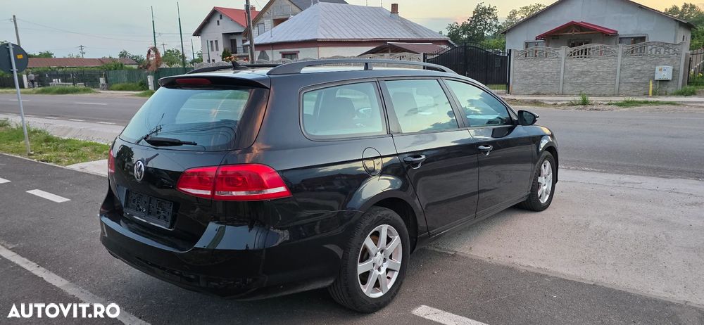 Volkswagen Passat 2.0 Blue TDI SCR Comfortline - 19