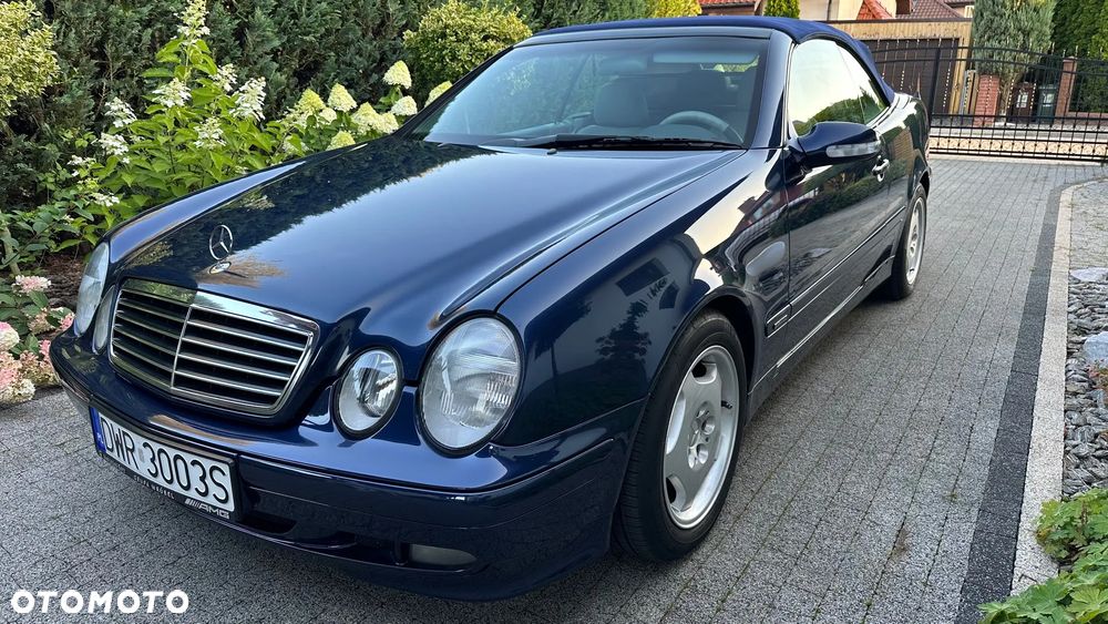 Mercedes-Benz CLK - 6