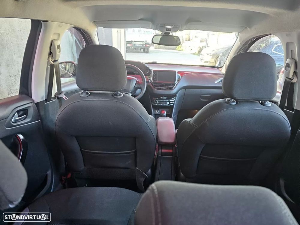 Peugeot 208 1.6 e-HDi Allure - 8