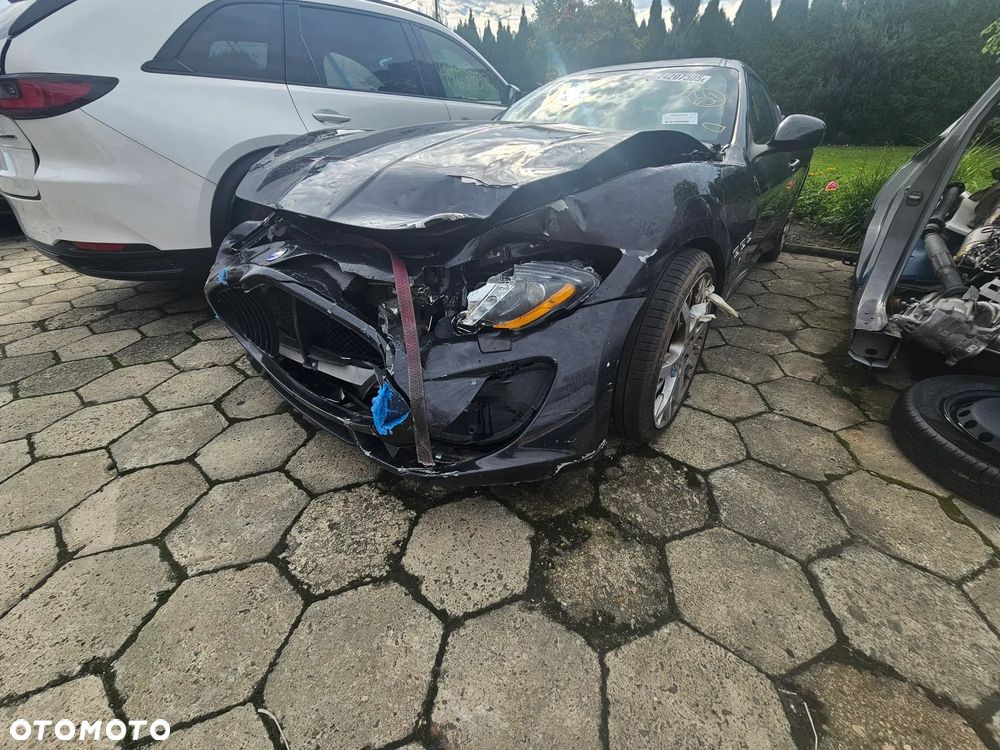 Maserati GranTurismo - 15