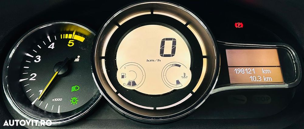 Renault Megane dCi 110 FAP Expression - 28