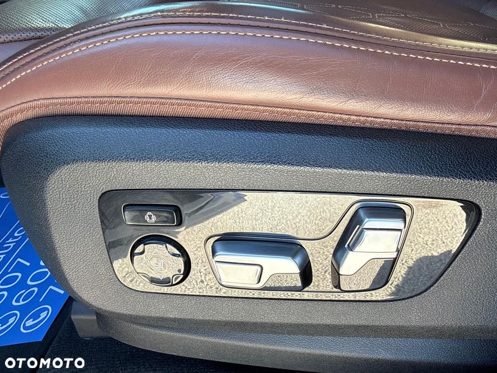 BMW X7 M50d sport - 23