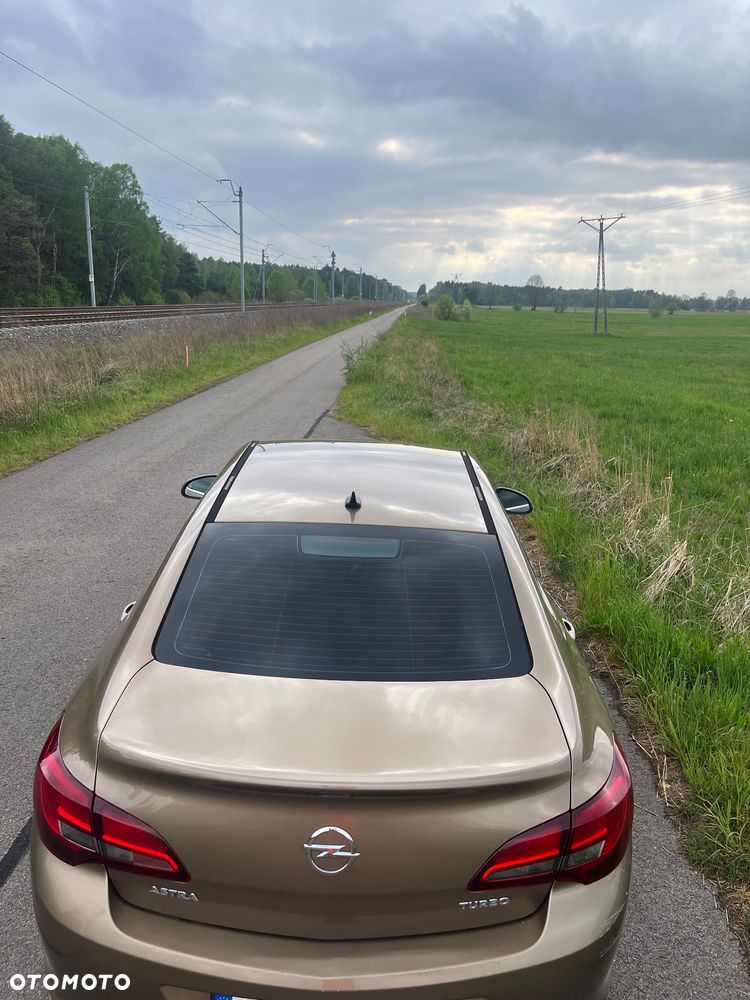 Opel Astra - 9
