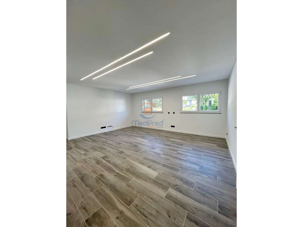 Apartamento T3 | Vale Figueira, São João da Talha - Grande imagem: 4/34