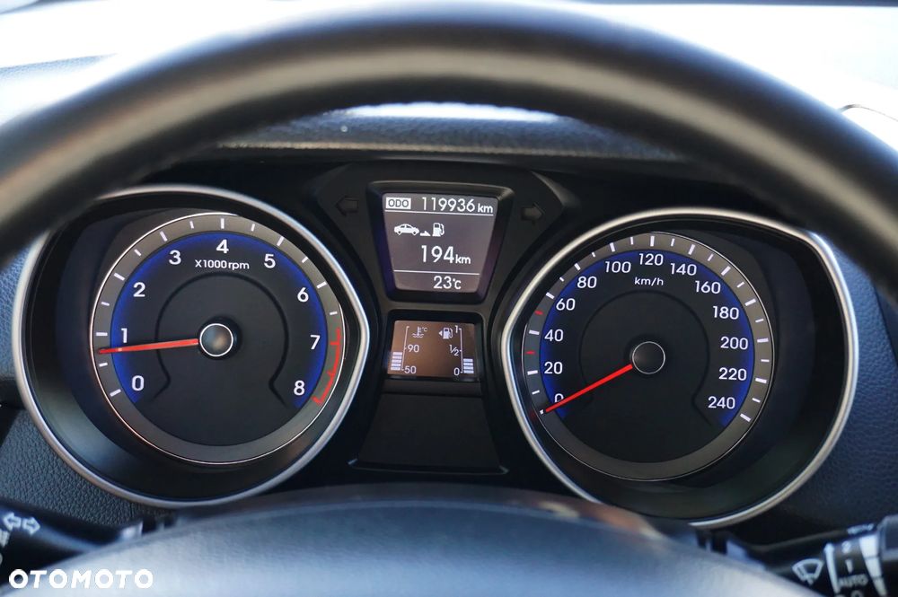 Hyundai i30 blue 1.6 GDI YES Gold - 32
