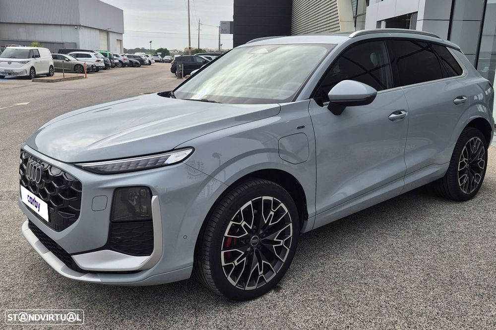 Audi Q3 e-hybrid S tronic - 3