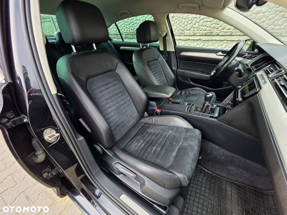 Volkswagen Passat 1.6 TDI (BlueMotion Technology) Comfortline - 21