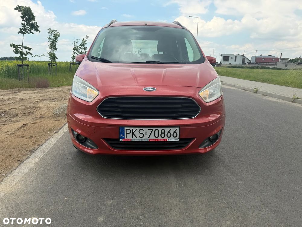 Ford Tourneo Courier 1.0 EcoBoost Titanium - 2