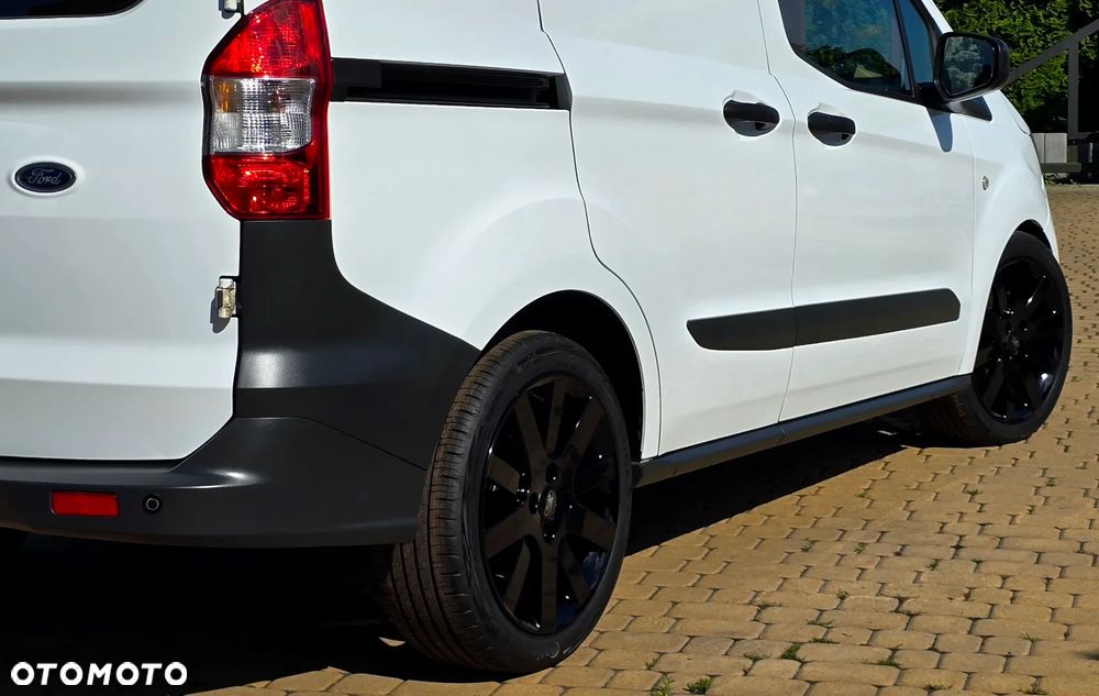 Ford Transit Courier - 5
