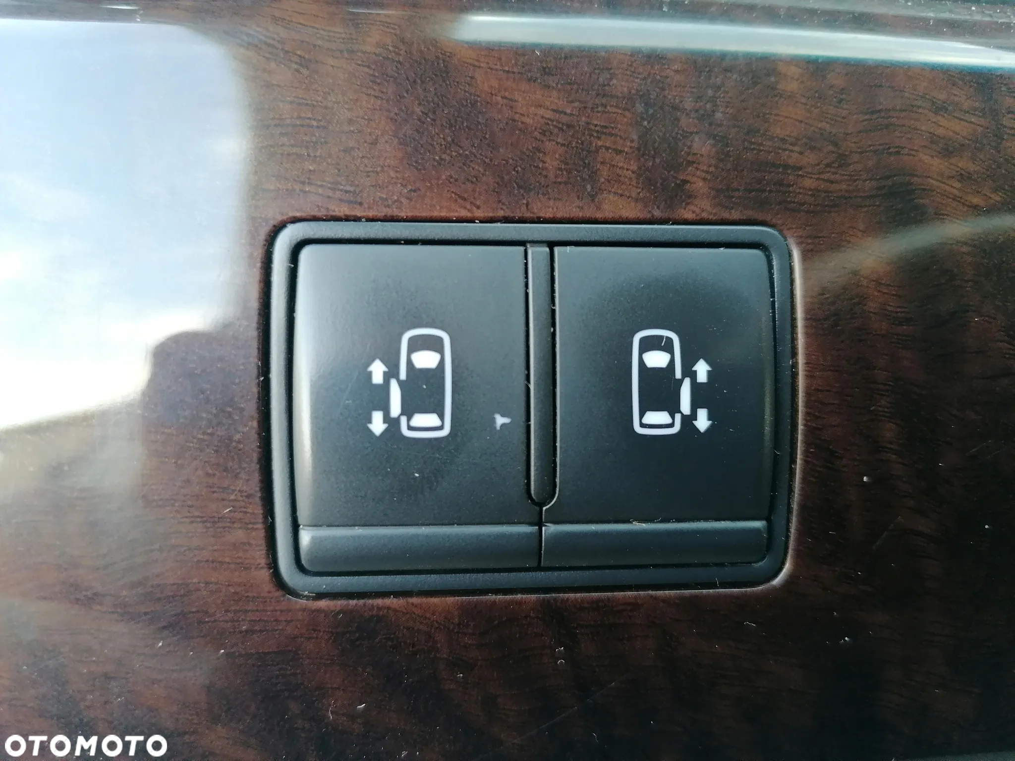 Nissan Quest - 18