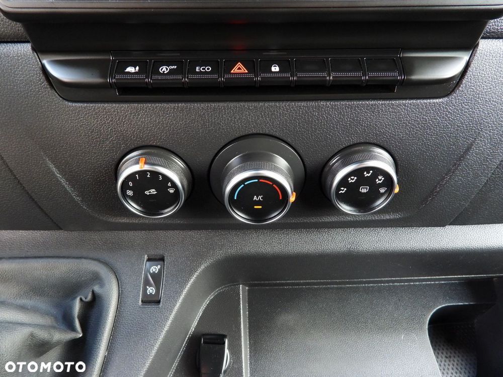 Renault MASTER PLANDEKA WINDA 9 PALET WEBASTO TEMPOMAT LEDY PNEUMATYKA KLIMATYZACJA  165KM - 36