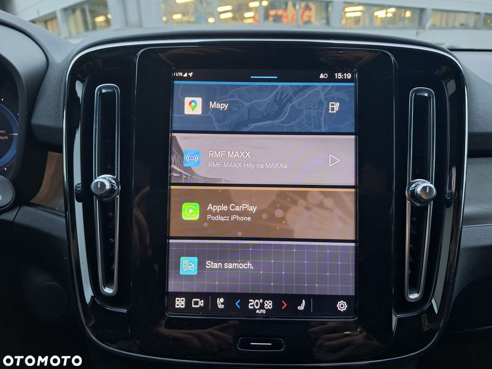 Volvo XC 40 - 22