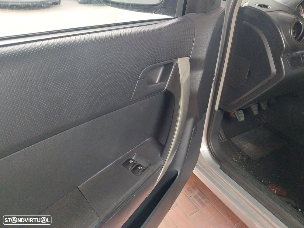 Chevrolet Aveo 1.2 L - 3