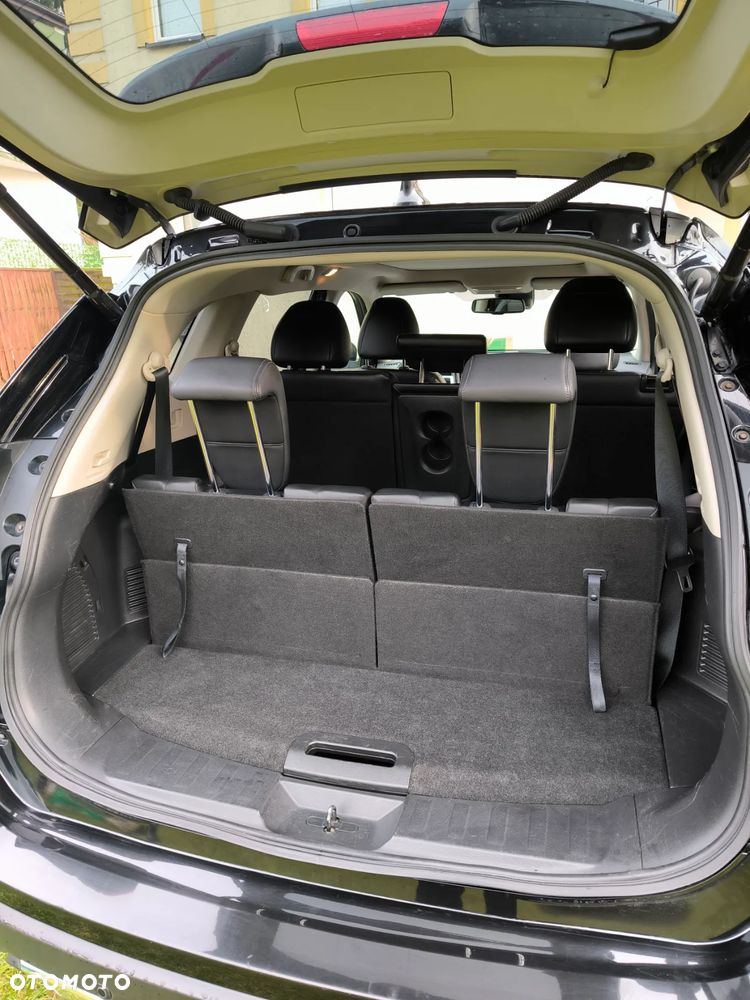 Nissan X-Trail 2.0 dCi ALL-MODE 4x4i Xtronic Tekna - 9