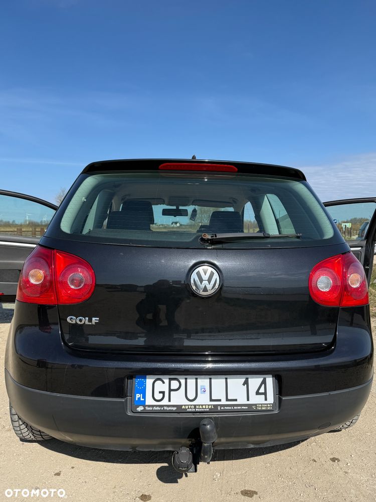 Volkswagen Golf - 23