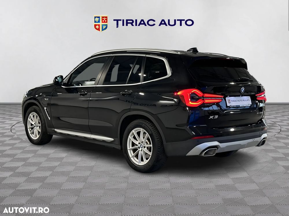 BMW X3 xDrive30e AT PHEV - 3
