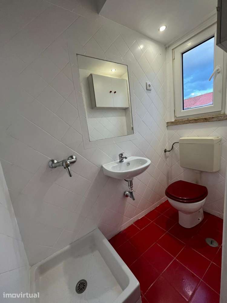 Quarto - localizado em Alvalade Lisbon - Grande imagem: 2/15