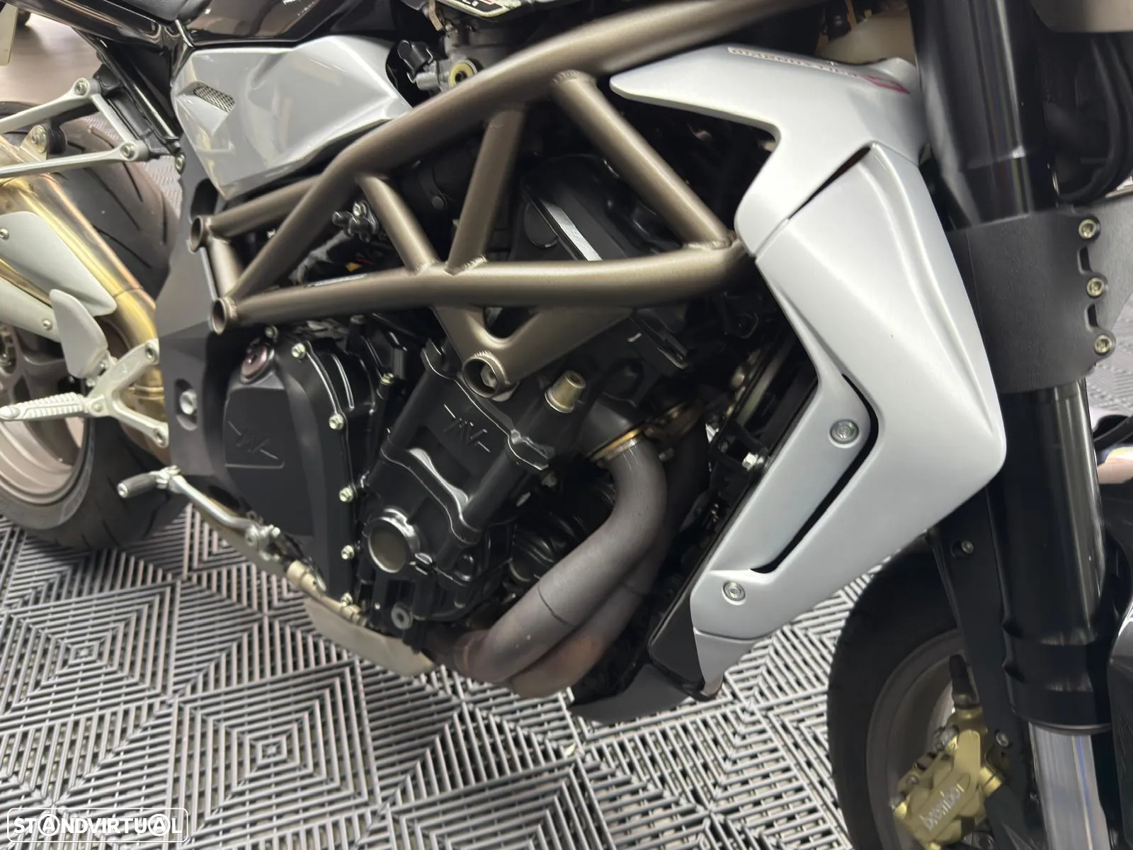 MV Agusta Brutale BRUTALE - 25